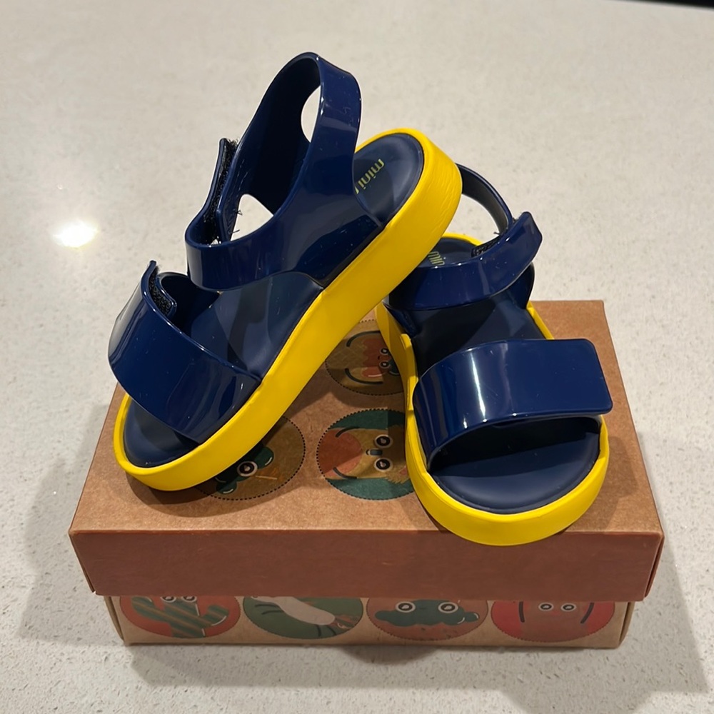Mini Melissa Jump Sandals